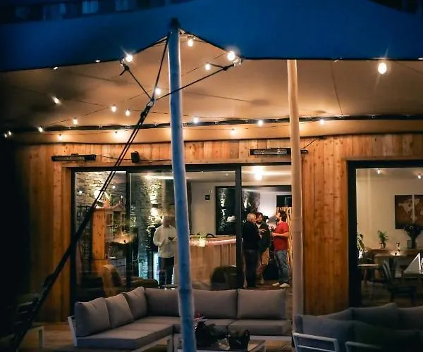 Hotel Le Domaine De Bra